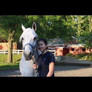 Meet your Posher, Azalea